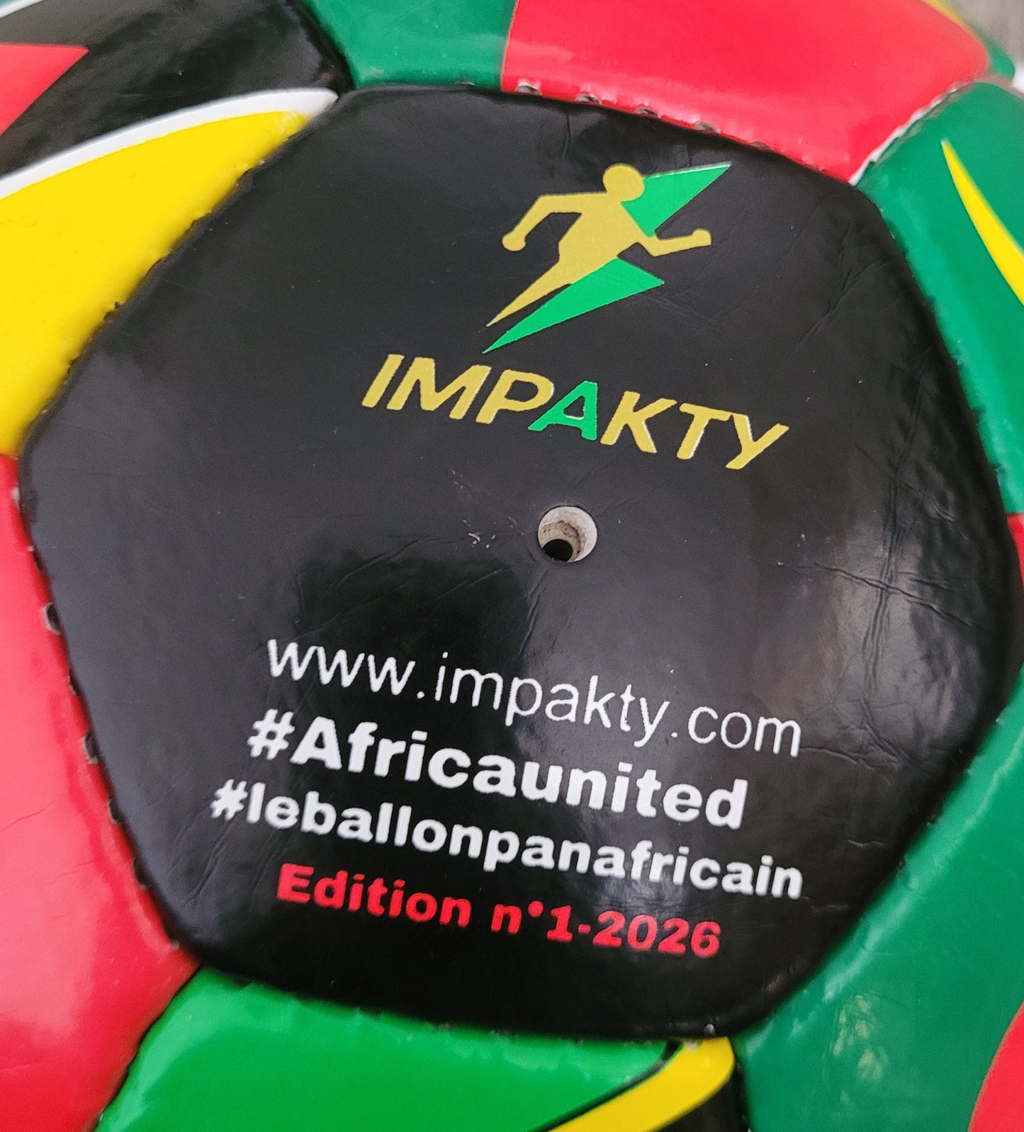 Coffret Cadeau IMPAKTY – Ballon de football taille 5 (Édition spéciale Afrique) CAN2025 MAROC
